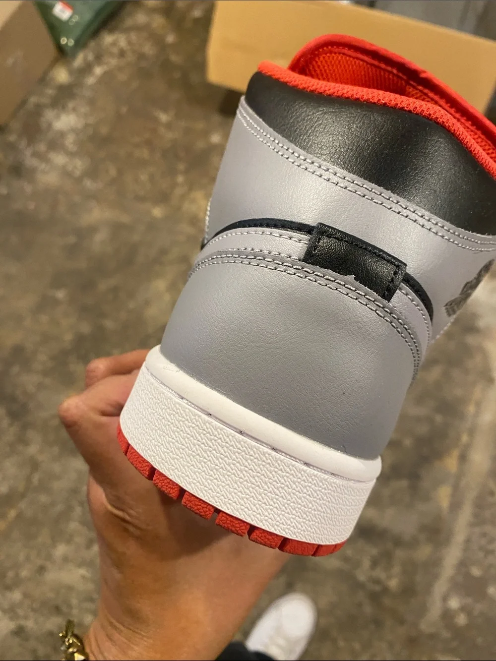 Nike Men's Air Jordan 1 Mid Black Grey Red